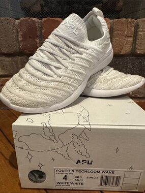 Gently loved APL Youth Size 4 White Techloom Wave Knit Slip-On Sneakers w/box